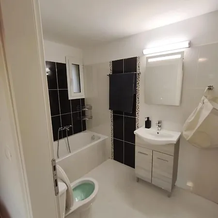 Nyc Apartment *